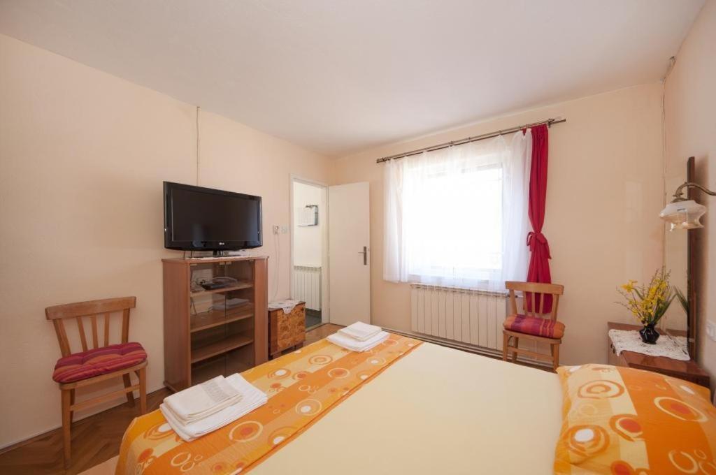 Apartments Gorana Splitska Pokój zdjęcie