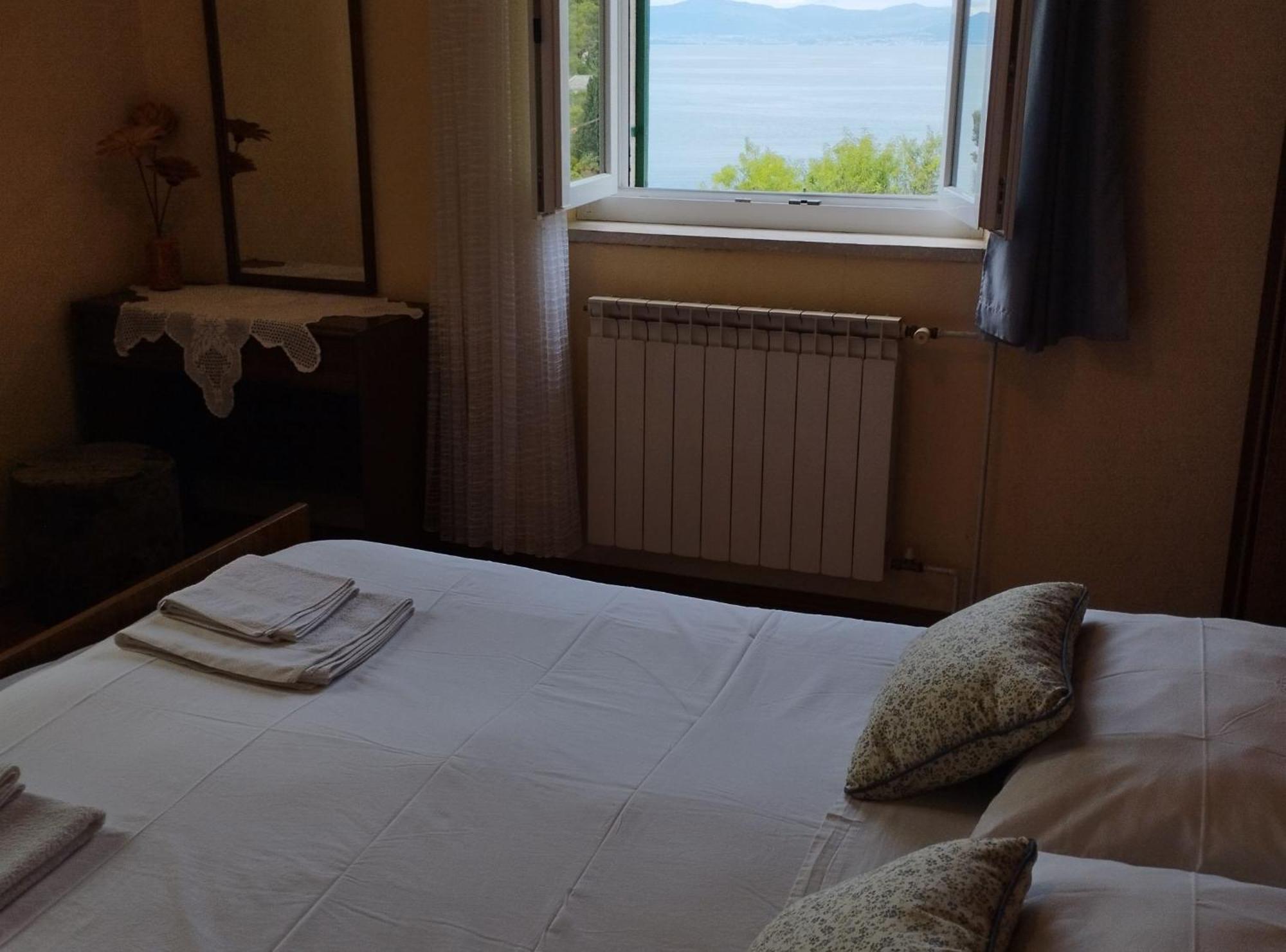 Apartments Gorana Splitska Zewnętrze zdjęcie