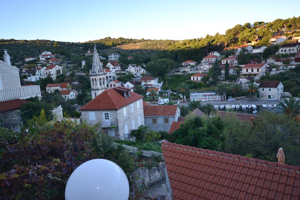 Apartments Gorana Splitska Zewnętrze zdjęcie