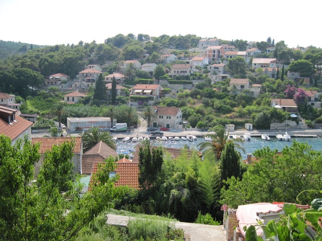 Apartments Gorana Splitska Zewnętrze zdjęcie