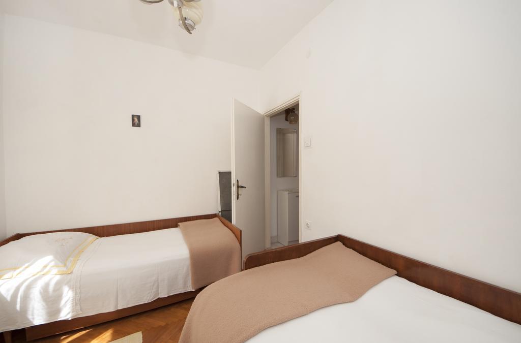 Apartments Gorana Splitska Zewnętrze zdjęcie