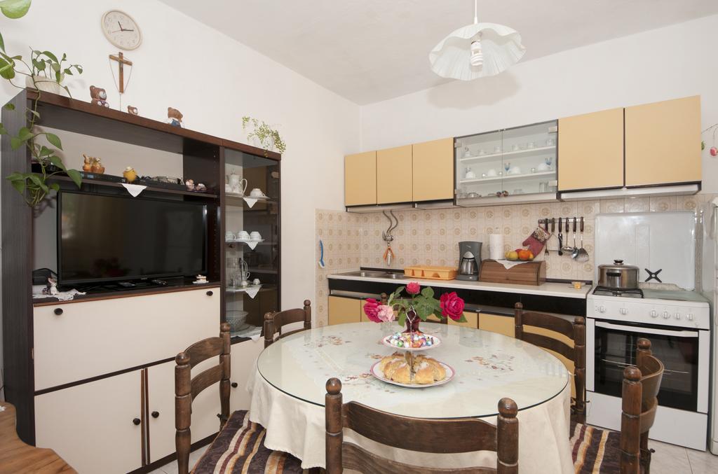 Apartments Gorana Splitska Zewnętrze zdjęcie